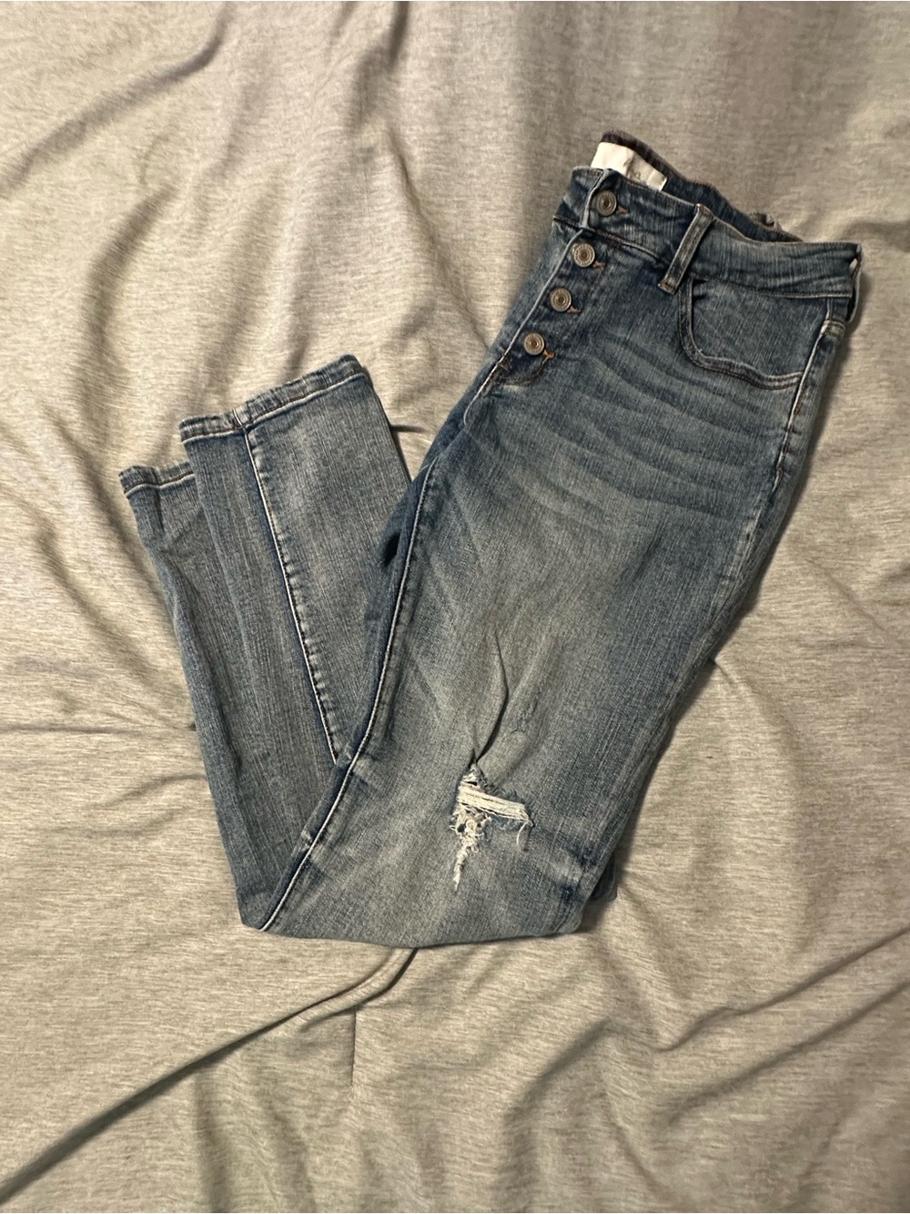 Kancan High-Rise Button-Fly Women’s Jeans in Faded Blue 9/29